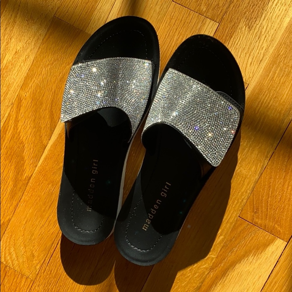 Madden Girl rhinestone slides